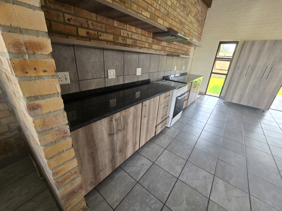 2 Bedroom Property for Sale in Wilkoppies North West
